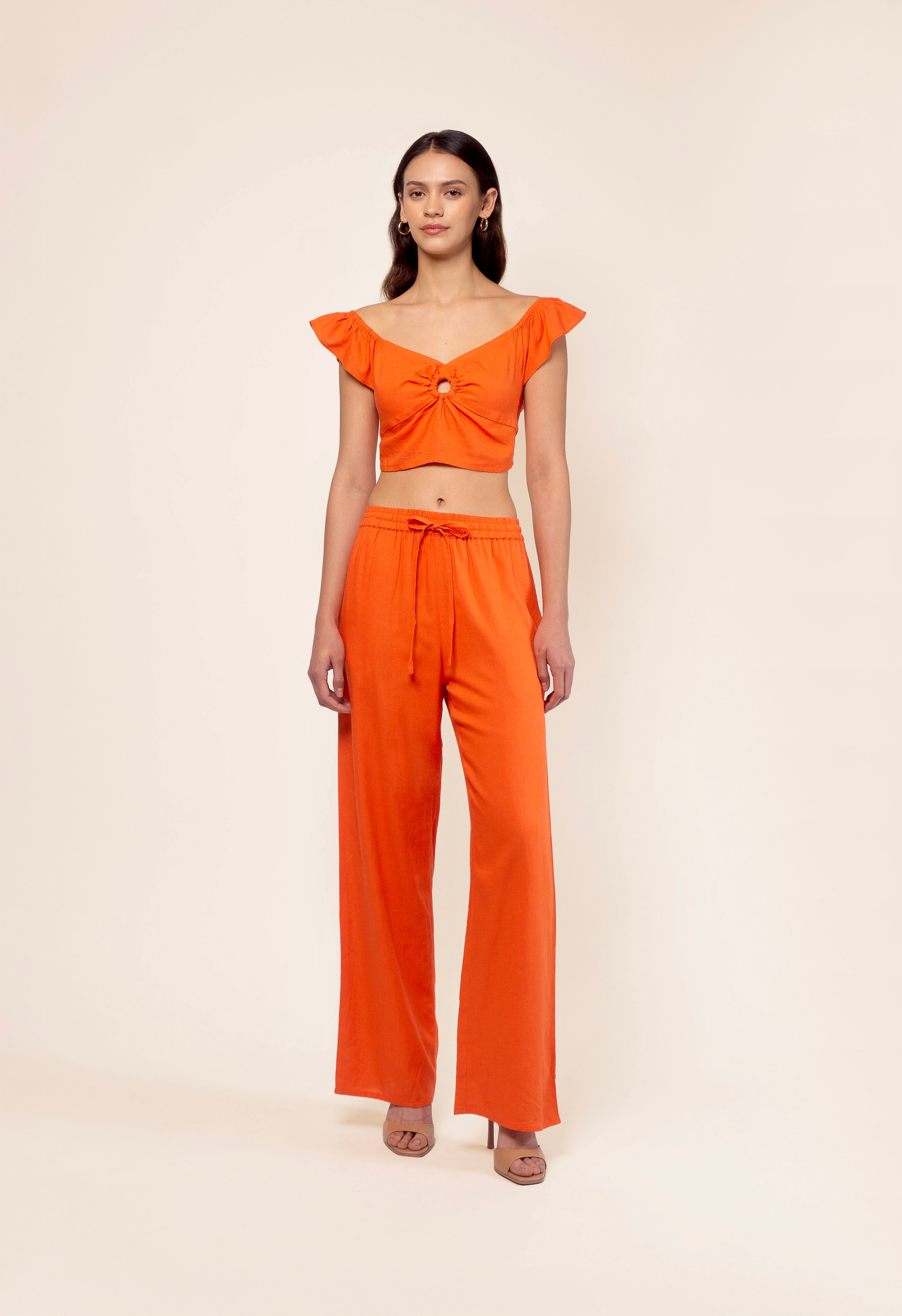 VIBRANZA LINEN TOP